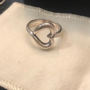 *Retired* James Avery Abounding Heart Ring Size 8